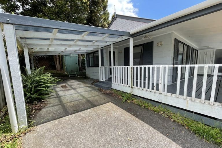 Photo of property in 65 Reynella Drive, Massey, Auckland, 0614