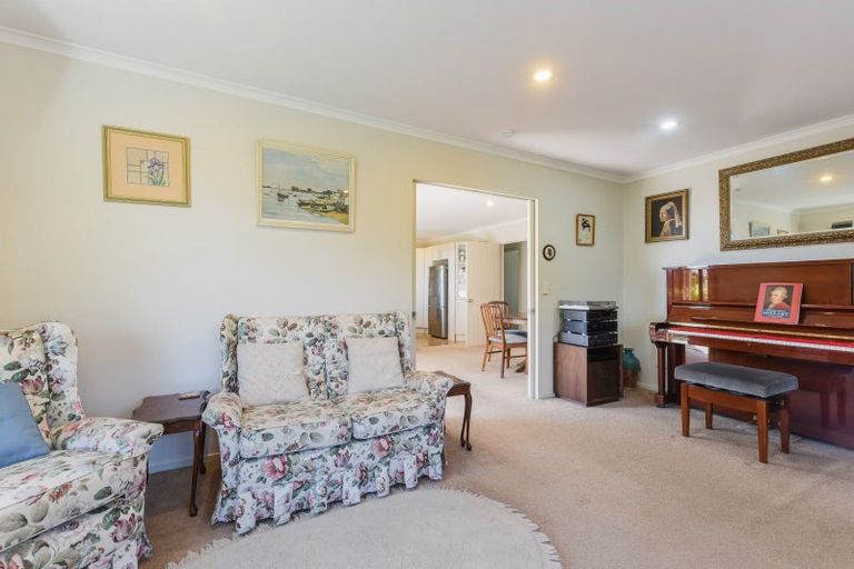 Photo of property in 96 Fergusson Street, Stoke, Nelson, 7011