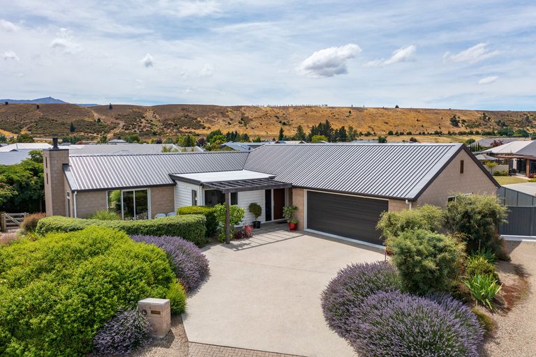 Photo of property in 4 Houlahan Street, Clyde, 9330