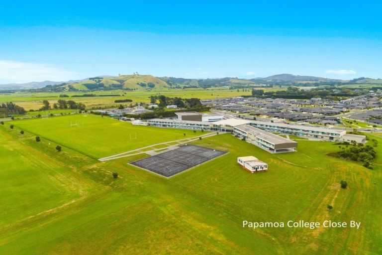 Photo of property in 23 Rainey Crescent, Papamoa Beach, Papamoa, 3118