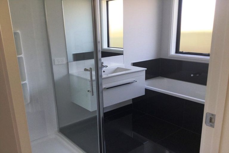 Photo of property in 8 Bill Miller Drive, Papamoa, 3118