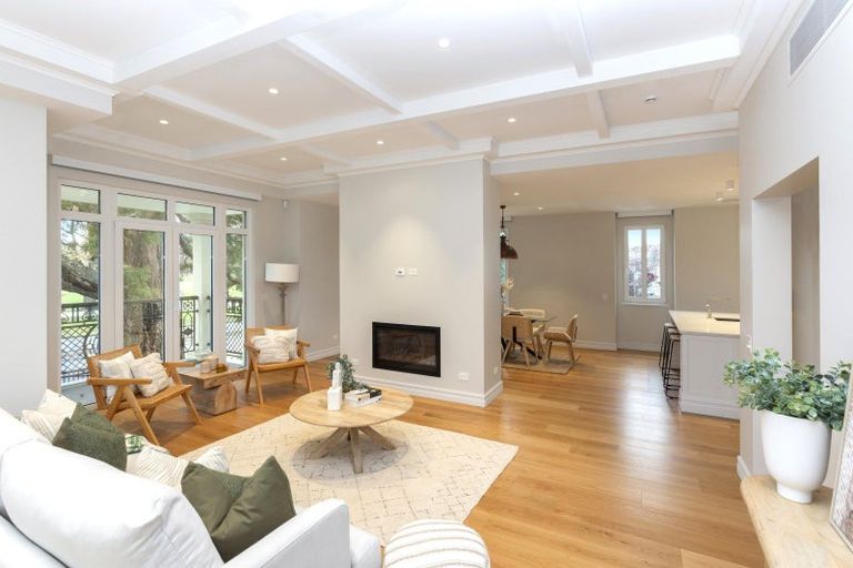 Photo of property in 2 Ayr Street, Riccarton, Christchurch, 8011