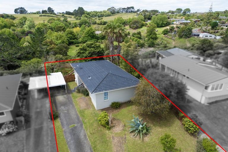Photo of property in 39 Totara Street, Waiuku, 2123
