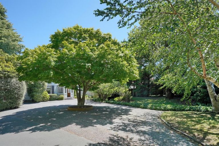 Photo of property in 337c Avonhead Road, Avonhead, Christchurch, 8042