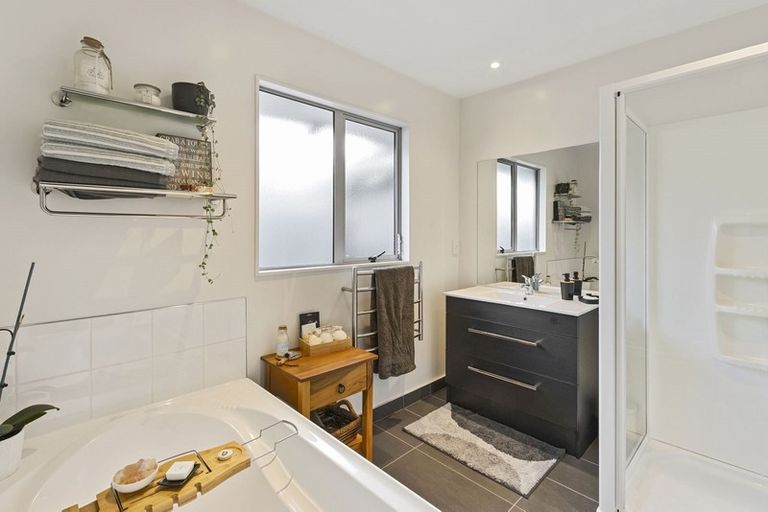 Photo of property in 30 Mounter Avenue, Northwood, Christchurch, 8051