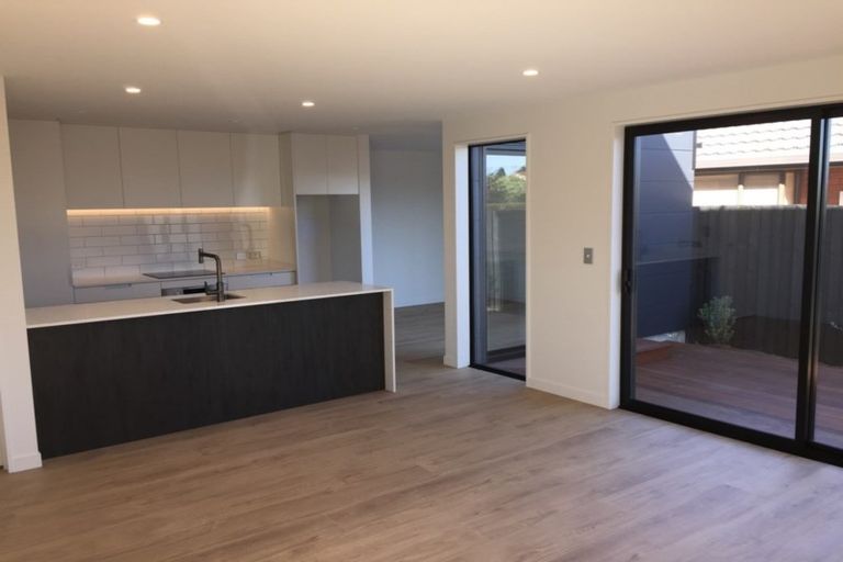 Photo of property in 15 Maxwell Street, Riccarton, Christchurch, 8041