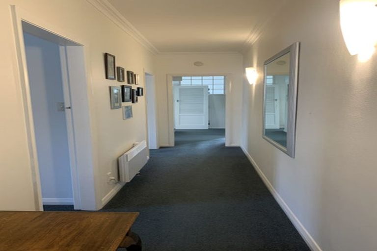 Photo of property in 34 Overtoun Terrace, Hataitai, Wellington, 6021