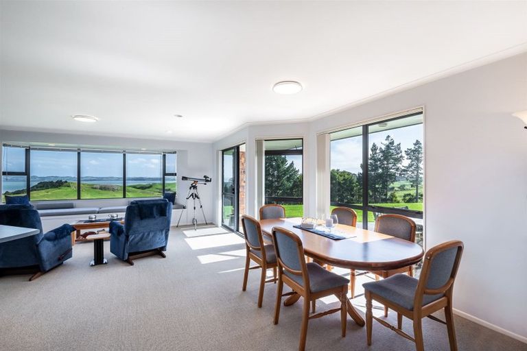 Photo of property in 16 Oyster Road West, Kaukapakapa, Warkworth, 0984