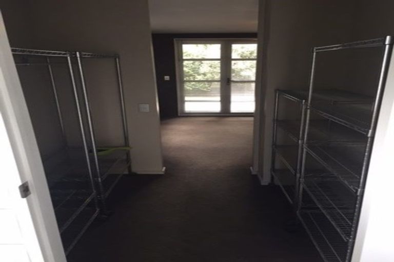 Photo of property in 2a Defoe Place, Waltham, Christchurch, 8023