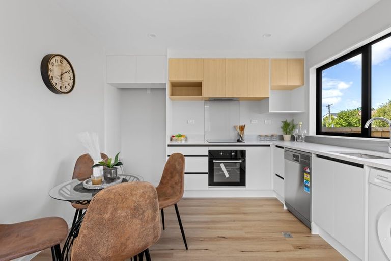 Photo of property in 85 Jaemont Avenue, Te Atatu South, Auckland, 0610