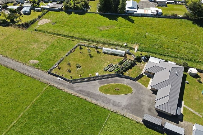 Photo of property in 9 Mill Street, Marton, 4710