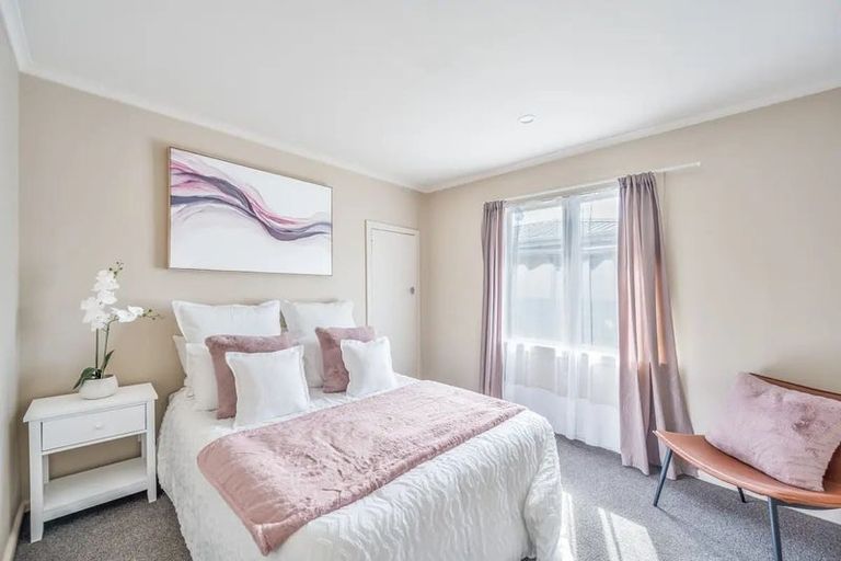 Photo of property in 1 Fleming Crescent, Maraenui, Napier, 4110