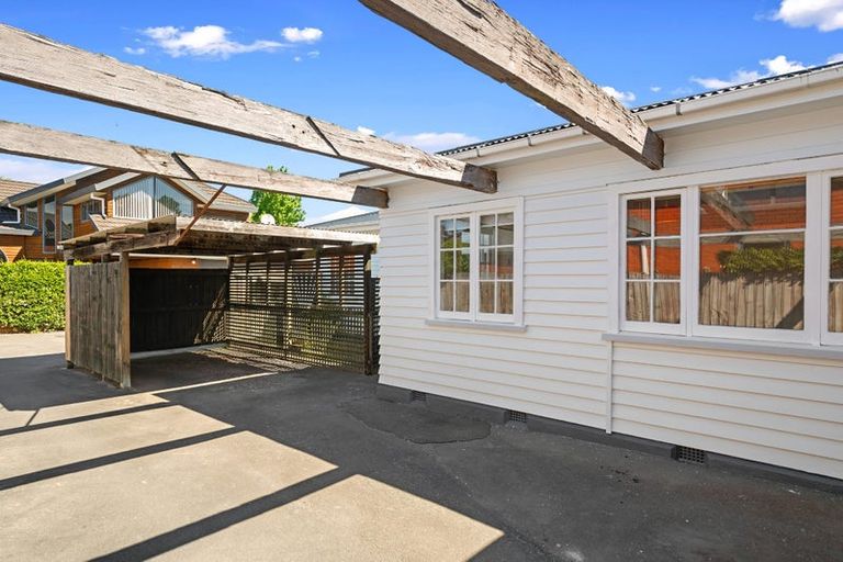 Photo of property in 22a Blighs Road, Strowan, Christchurch, 8052