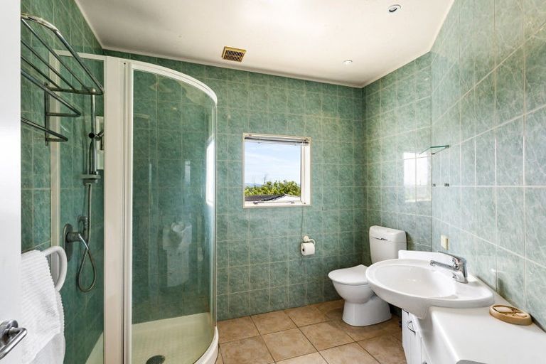 Photo of property in 15 Woodford Heights, Havelock North, 4130