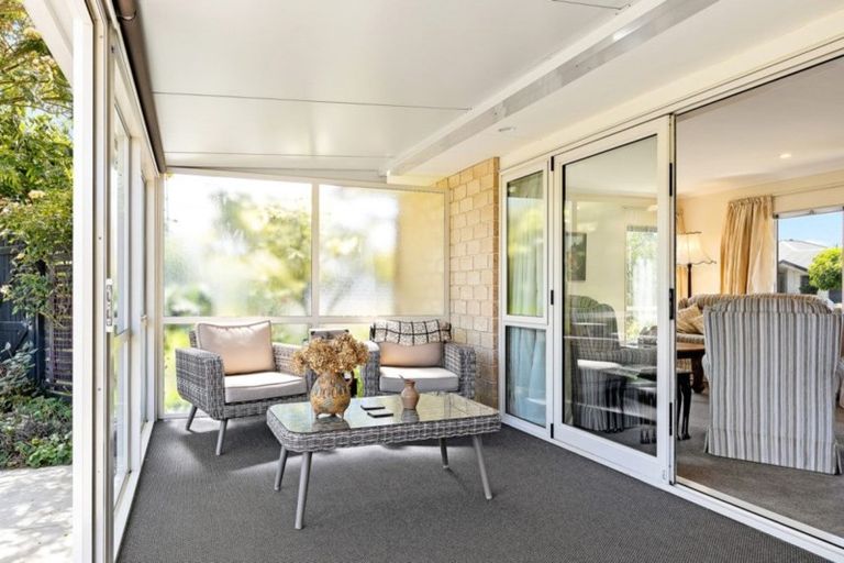 Photo of property in 6 Ludlow Lane, Rangiora, 7400