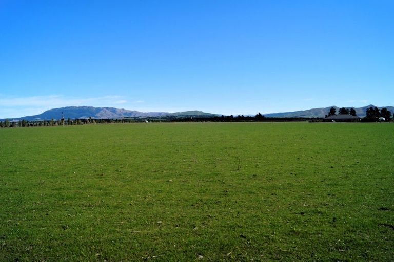 Photo of property in 26f Enderby Drive, Te Atatu Peninsula, Auckland, 0610