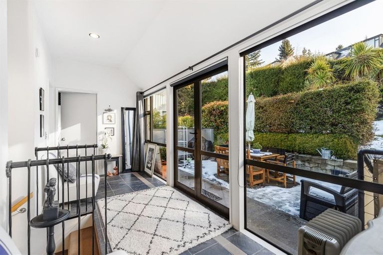Photo of property in Marina Village, 10/10 Marina Drive, Frankton, Queenstown, 9300