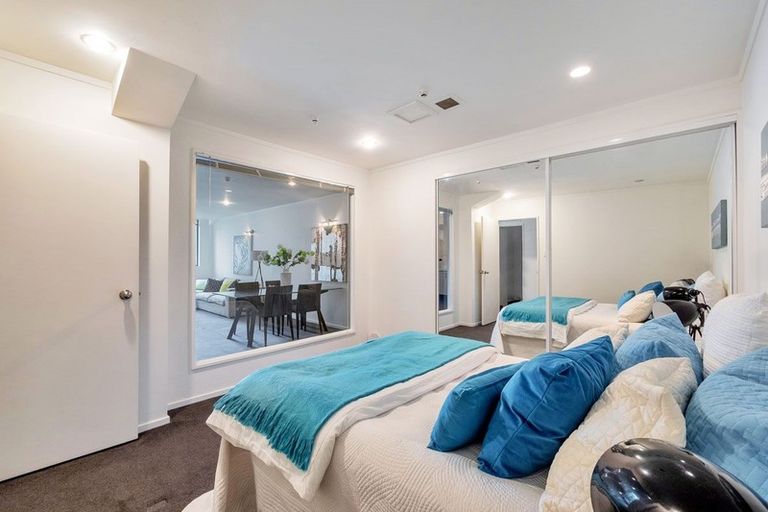Photo of property in 1 Genesis Place, Flat Bush, Auckland, 2019