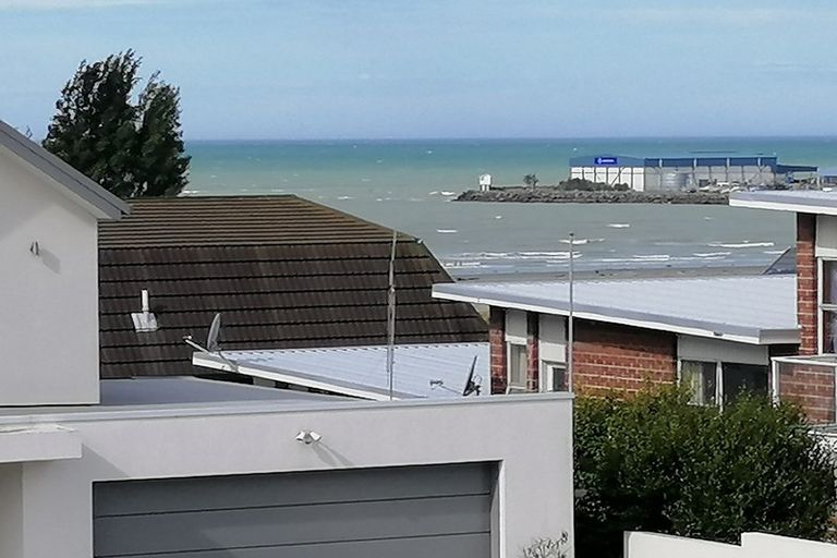 Photo of property in 1/32 Evans Street, Maori Hill, Timaru, 7910