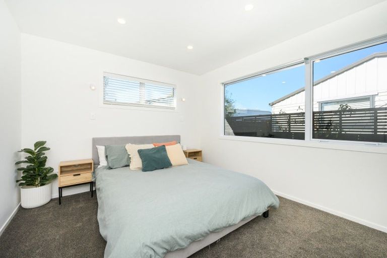 Photo of property in 10 Gladys Place, Kelvin Grove, Palmerston North, 4414
