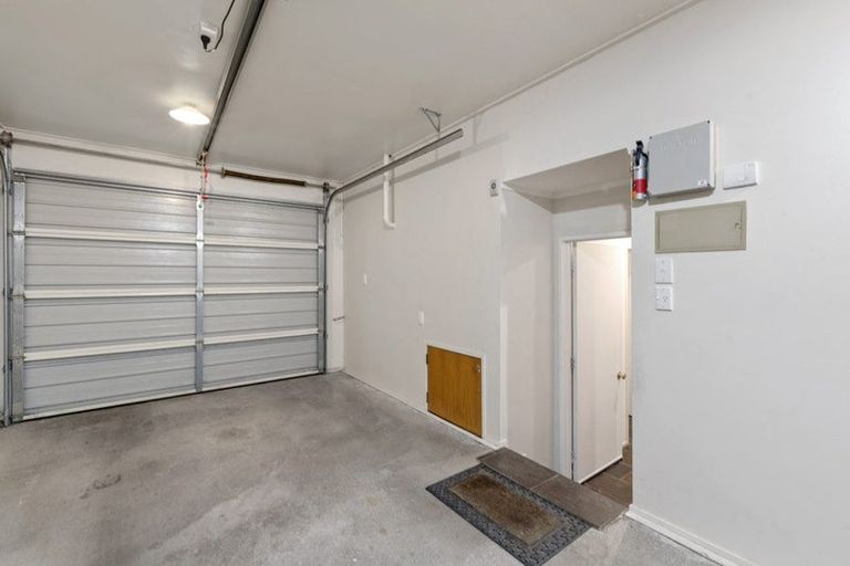 Photo of property in 2/14 Aramoana Avenue, Devonport, Auckland, 0624