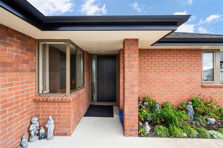 Photo of property in 3 Lake Drive, Tikipunga, Whangarei, 0112