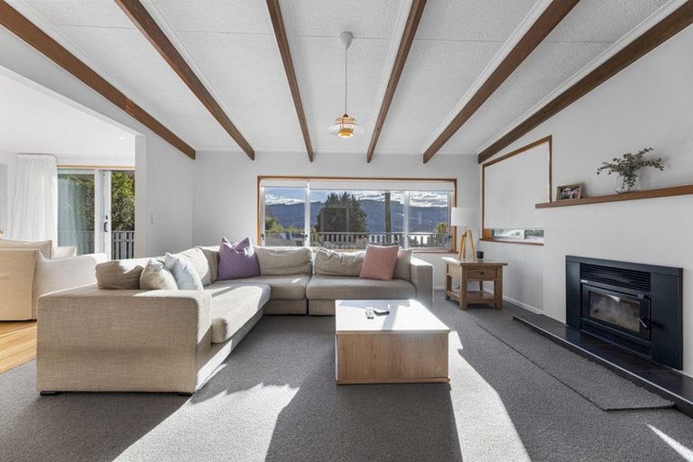 Photo of property in 18 Marion Street, Macandrew Bay, Dunedin, 9014