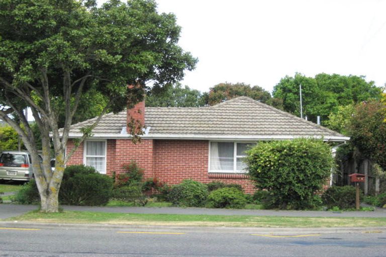 Photo of property in 74 Cutts Road, Russley, Christchurch, 8042