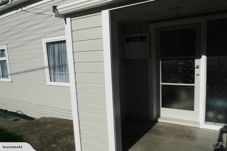 Photo of property in 15 Moselle Street, Island Bay, Wellington, 6023