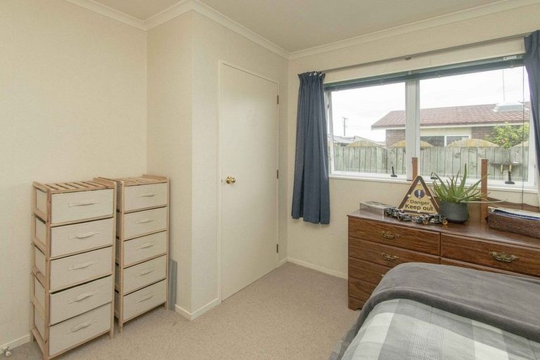 Photo of property in 4a/3 Lee Road, Taradale, Napier, 4112