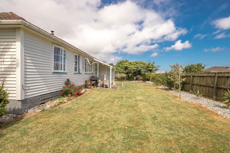 Photo of property in 66 Rintoul Street, Westport, 7825