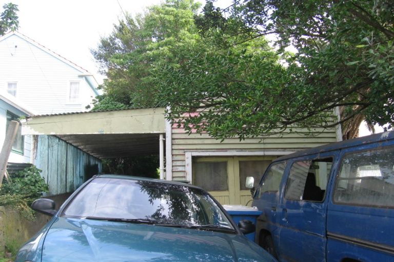 Photo of property in 62 Beacon Hill Road, Strathmore Park, Wellington, 6022