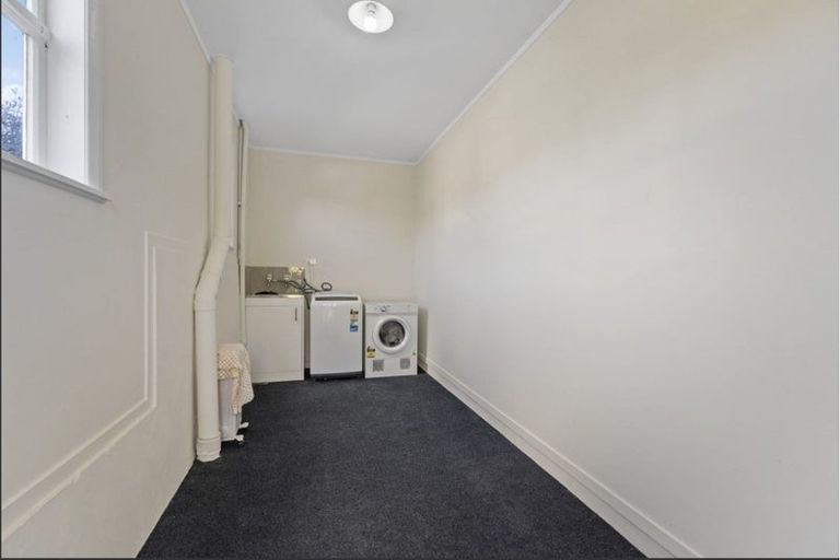 Photo of property in 19 Taupiri Crescent, Titahi Bay, Porirua, 5022