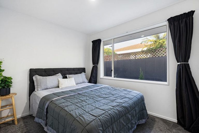 Photo of property in 21a Belfast Road, Belfast, Christchurch, 8051