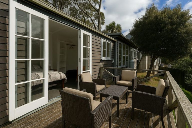 Photo of property in 62 Chatham Avenue, Paremoremo, Auckland, 0632