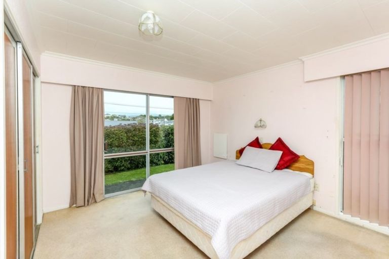 Photo of property in 3/10 Birdwood Avenue, Moturoa, New Plymouth, 4310