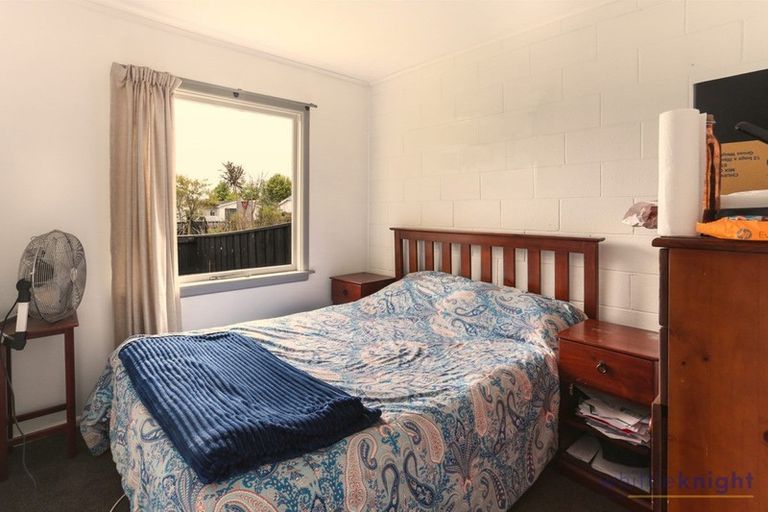 Photo of property in 2/57 Edward Avenue, Edgeware, Christchurch, 8013