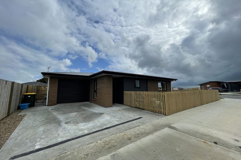 Photo of property in 52 Pragma Rise, Rototuna North, Hamilton, 3210