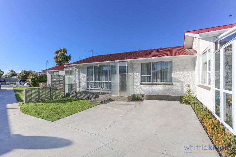 Photo of property in 2/45 Lyndon Street, Riccarton, Christchurch, 8041