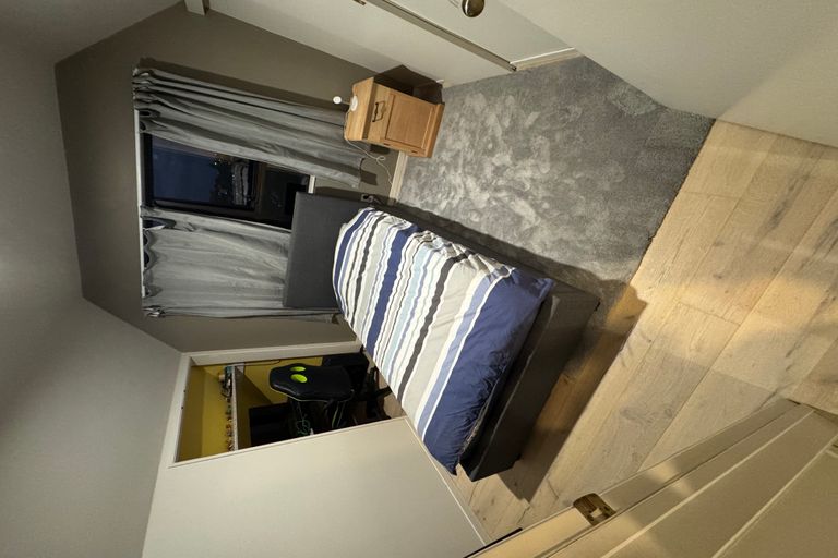 Photo of property in 1/26 Ronald Macken Place, Windsor Park, Auckland, 0632