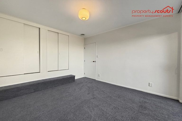 Photo of property in 2/78 Rangatira Road, Beach Haven, Auckland, 0626