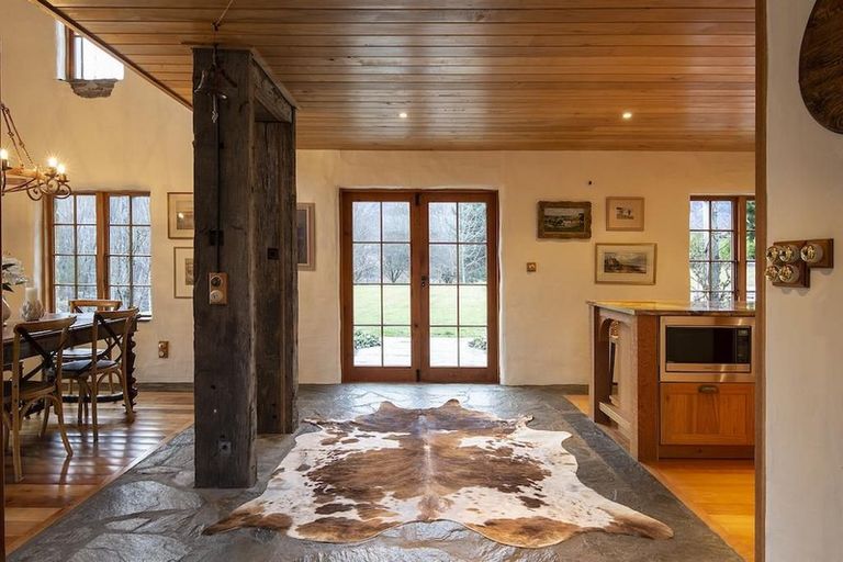 Photo of property in 25 Mooney Road, Speargrass Flat, Queenstown, 9371
