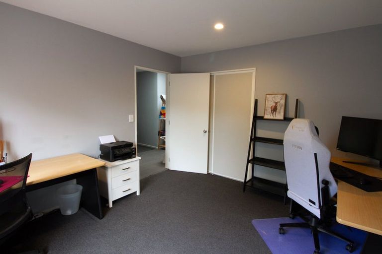 Photo of property in 2 Little Oaks Drive, Yaldhurst, Christchurch, 8042