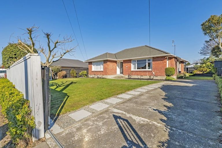 Photo of property in 25 Munro Street, Redwood, Christchurch, 8051