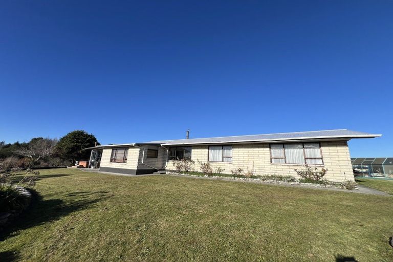Photo of property in 10 Pukaki Avenue, Ngahere, Dobson, 7872