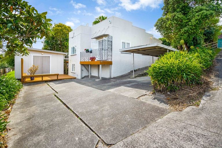 Photo of property in 1/8 Millbrook Road, Henderson, Auckland, 0612
