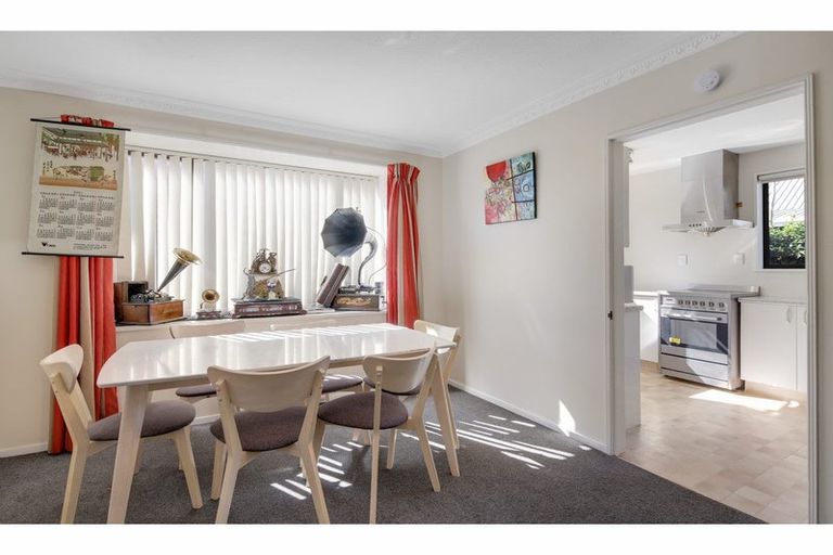 Photo of property in Carmichael Courts, 4/14 Wharenui Road, Upper Riccarton, Christchurch, 8041