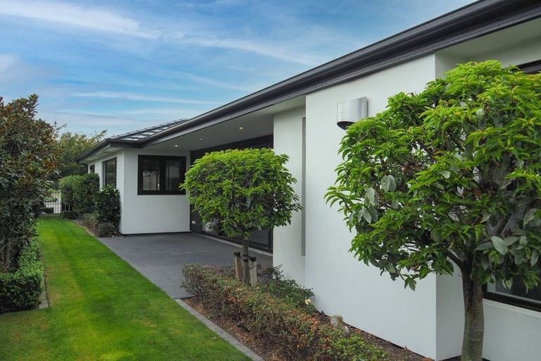 Photo of property in 33 Hyde Place, Halswell, Christchurch, 8025
