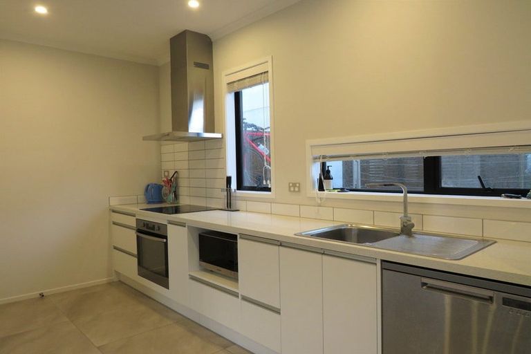 Photo of property in 2 Sidney Wallingford Way, Hobsonville, Auckland, 0616