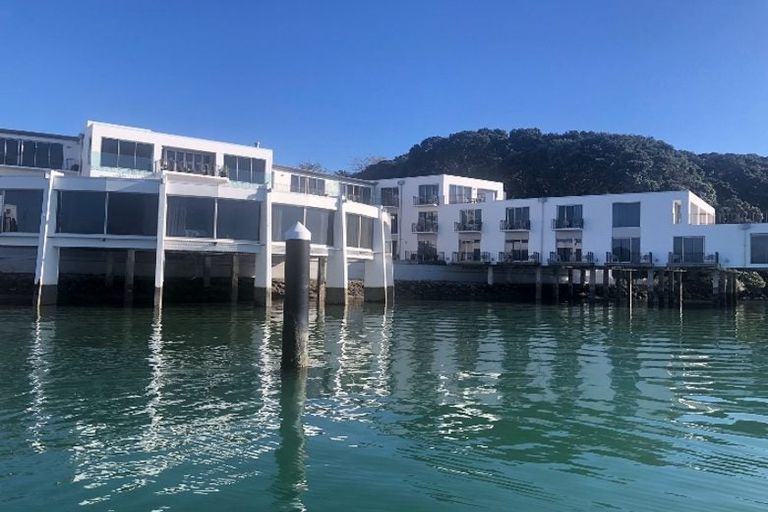 Photo of property in 2/51 Dive Crescent, Tauranga, 3110